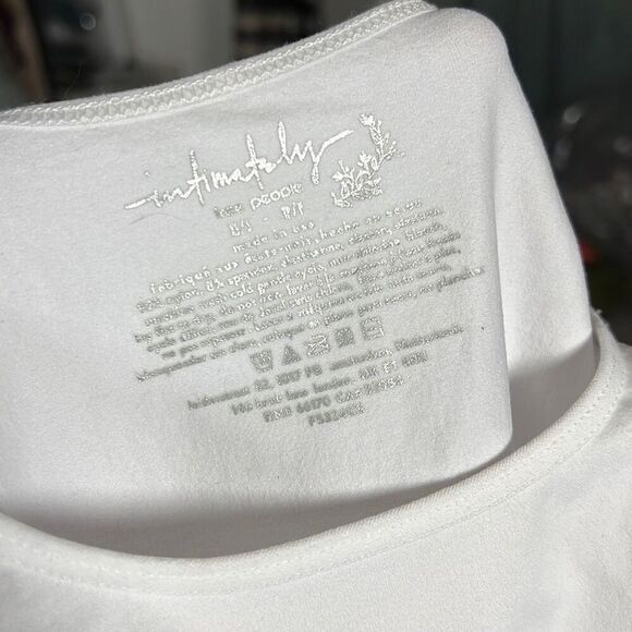Intimately Free People Women's White Short-Sleeve Shirt Size XS/S - Picture 6 of 6